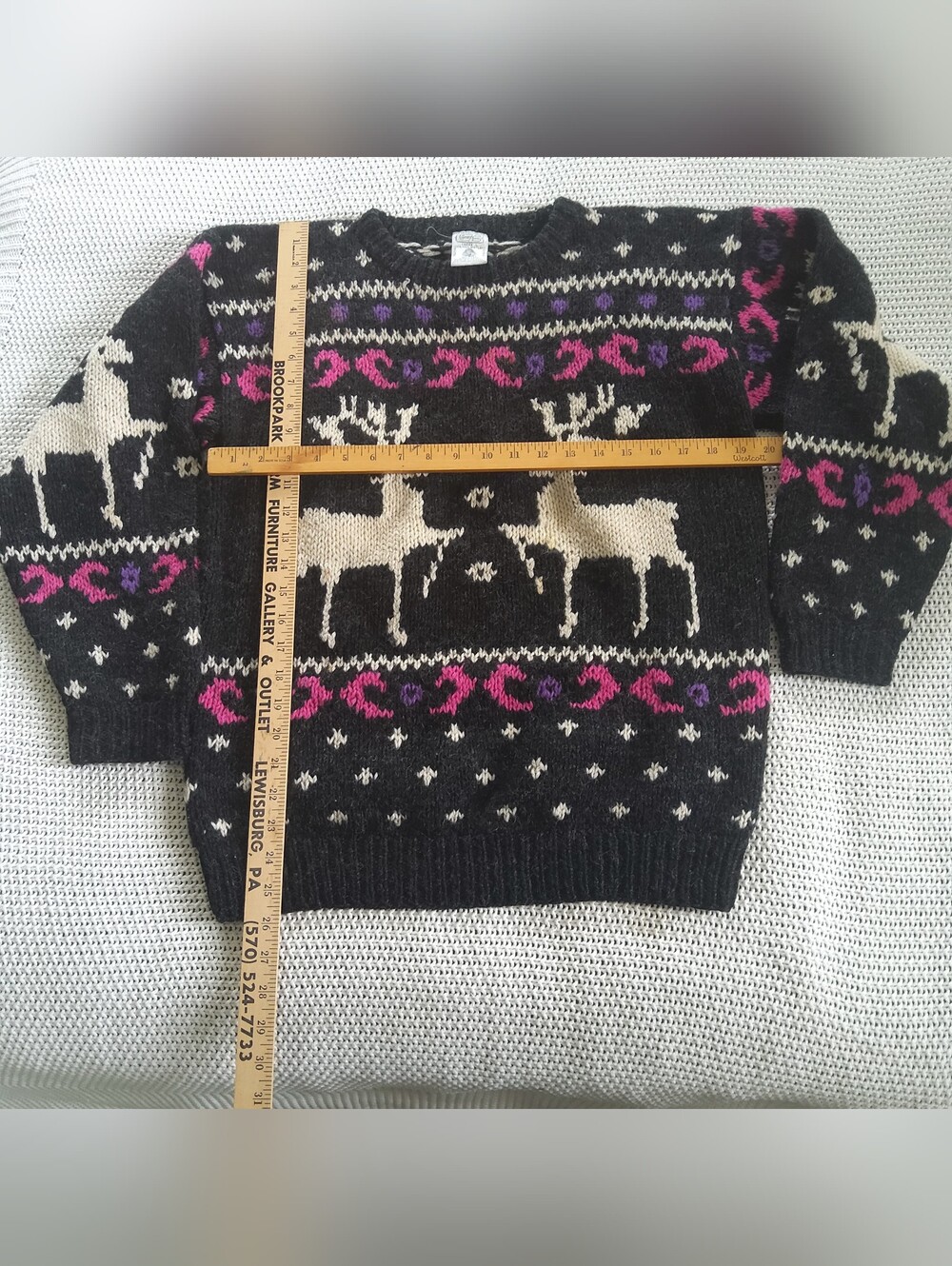 Vintage Chunky Nordic Fair Isle 100% Wool Unisex Crew Sweater Holiday Or Ski